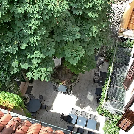 Hotel Accademia 4*