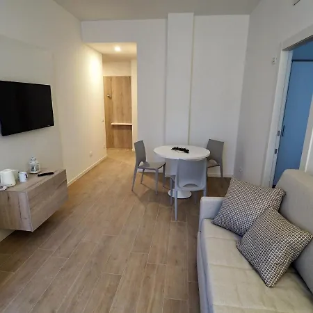 Accademia Hotel 4*