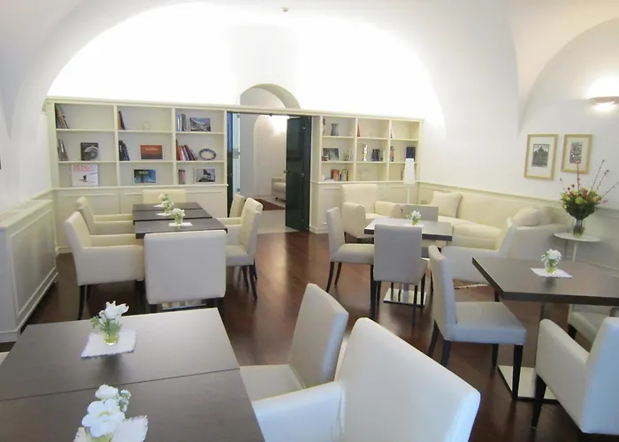 فندق Accademia 4*